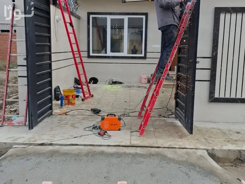 علت باز و بسته شدن جک درب پارکینگ