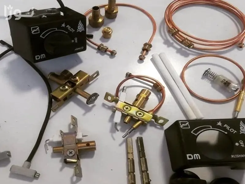 اینفوگرافیک علائم هشداردهنده نیاز بخاری به تعمیر - خاموش شدن ناگهانی، بوی گاز، رنگ شعله زرد